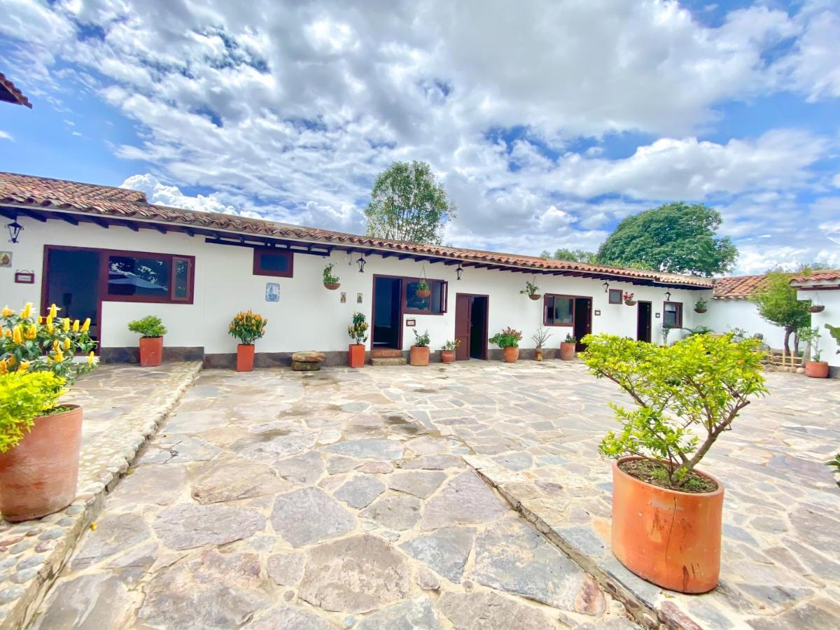 Casa Del Carmen - De Leyva Hostel Villa de Leyva